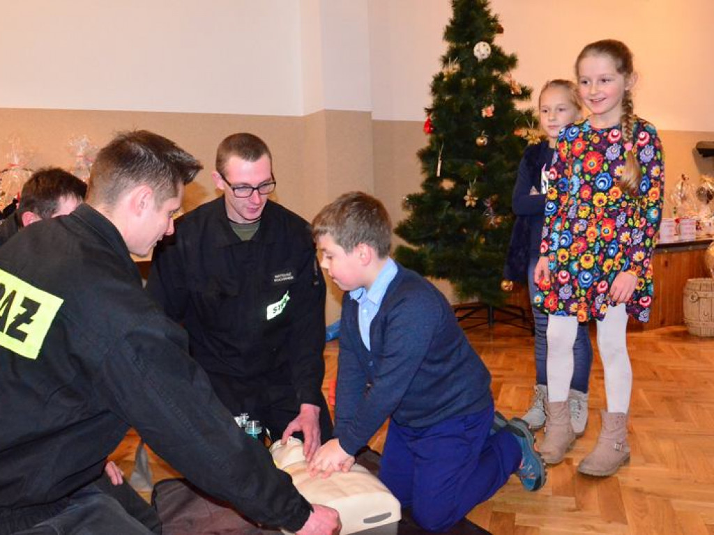 Wiele dobrych serc chce pomóc Adasiowi