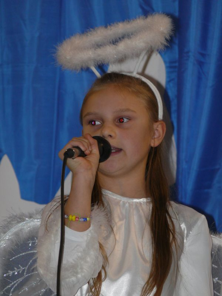 Występy i kiermasze w szkołach w Nieborowie i Dzierzgówku