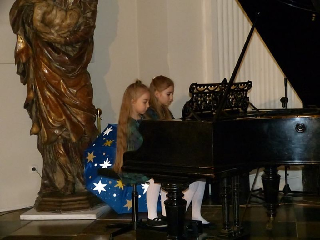 Kolędy już zabrzmiały w muzeum