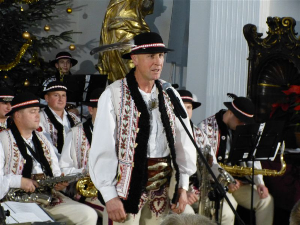 Miejsko-powiatowy opłatek z góralską orkiestrą
