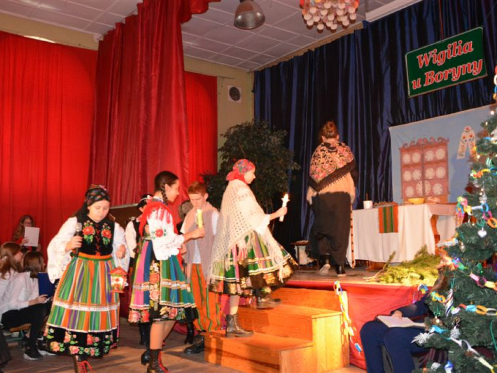 Wigilia u Boryny w SP nr 2