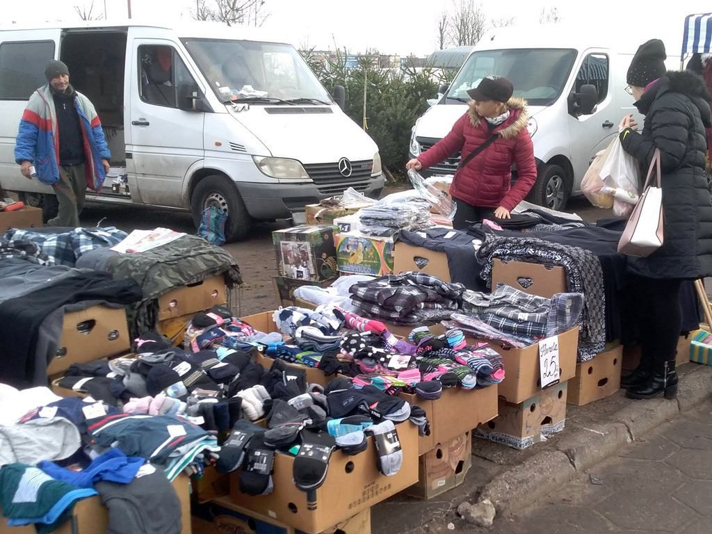 Przedświąteczny szał zakupów również na targowisku