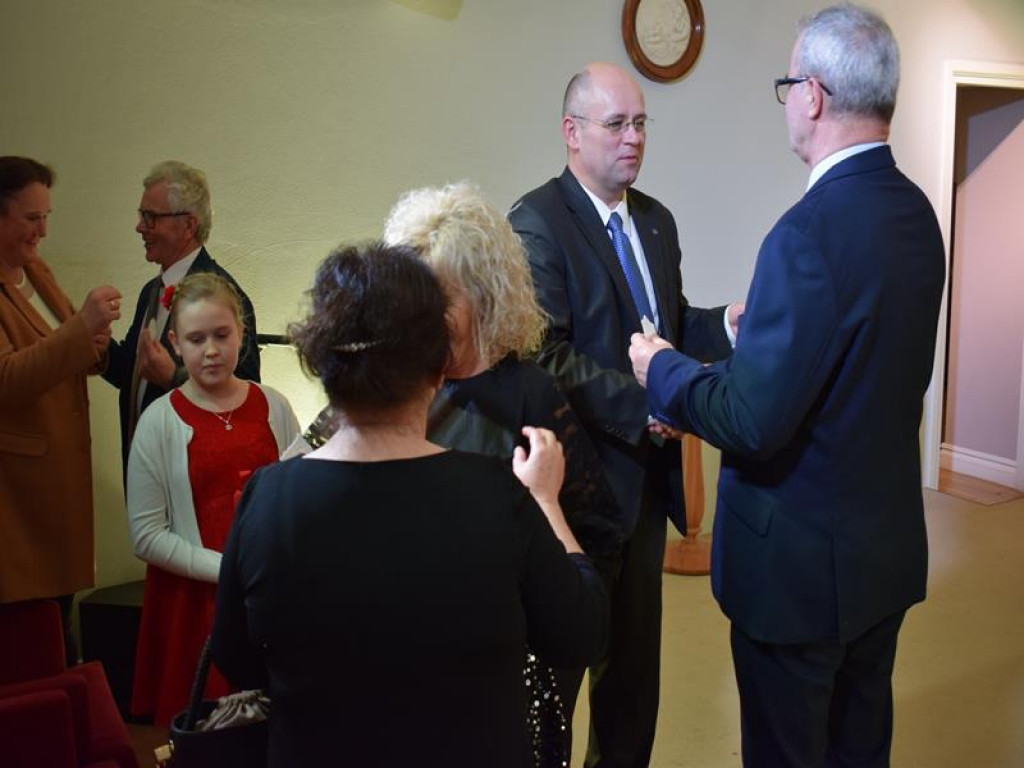 Wigilijne spotkanie z orkiestrą i laureatami konkursu w sannickim pałacu