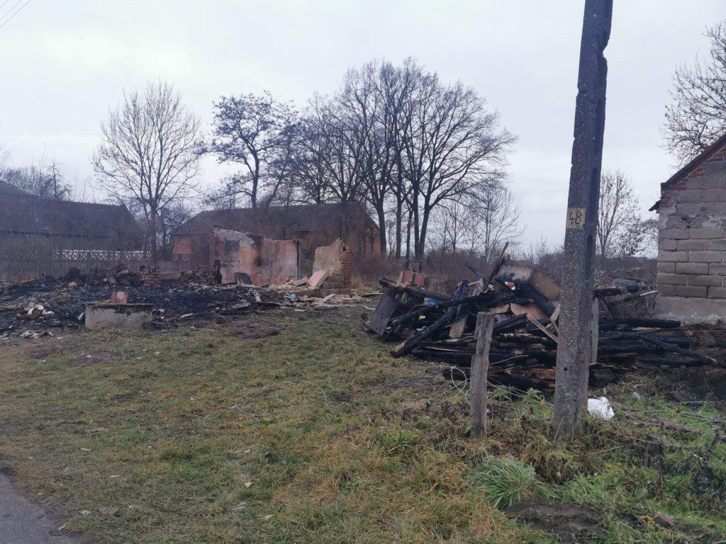 W Borówku spalił się budynek mieszkalny