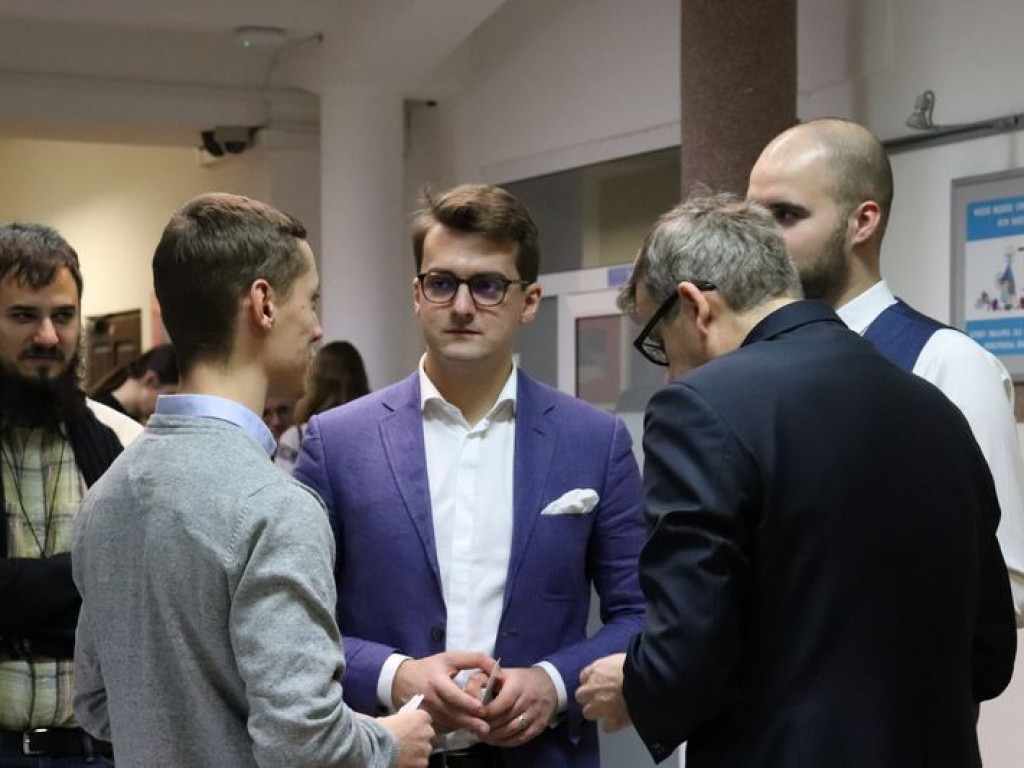 Świąteczne spotkanie absolwentów pijarskiej