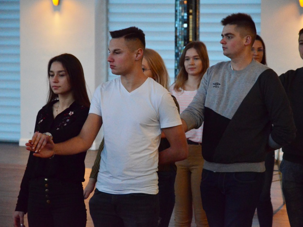 Trwają przygotowania przed studniówką w 