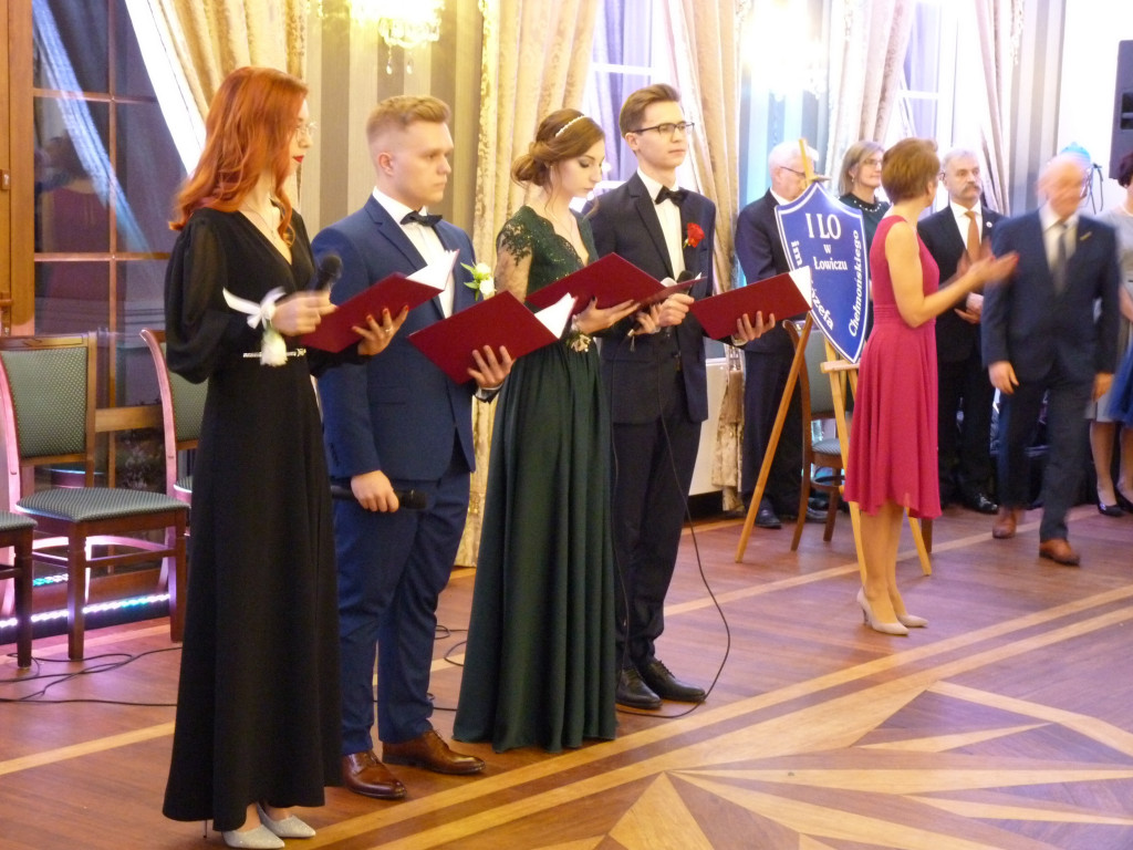 Studniówka I LO w Dworze Soplicowo