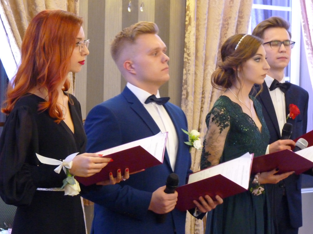 Studniówka I LO w Dworze Soplicowo