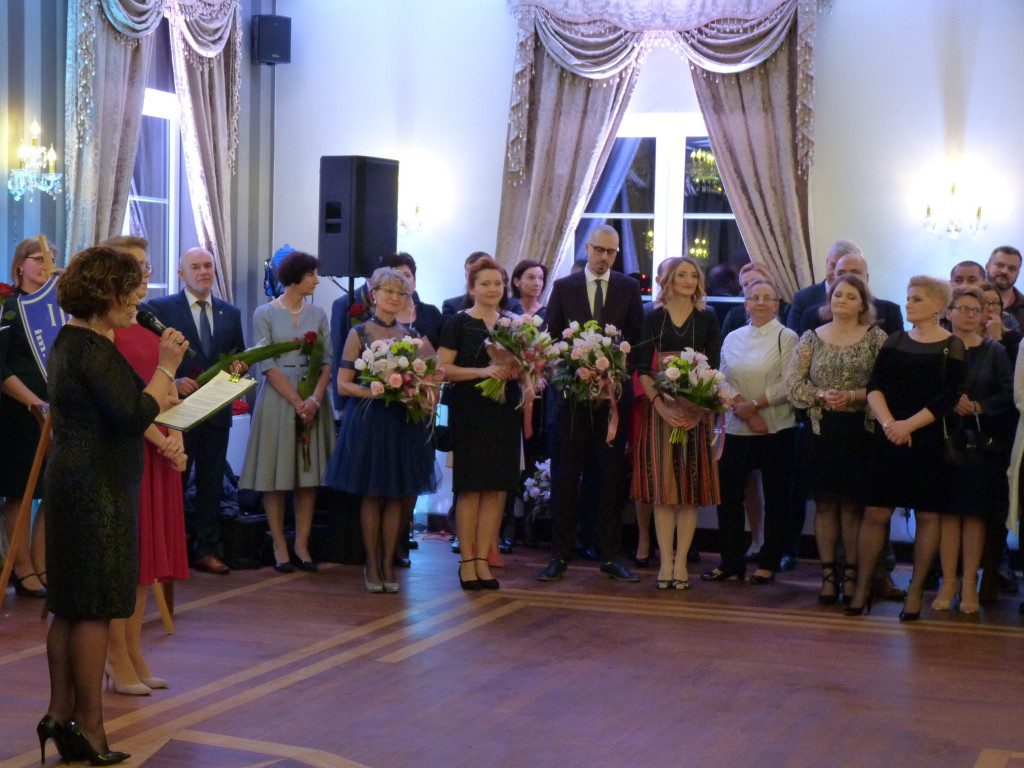 Studniówka I LO w Dworze Soplicowo