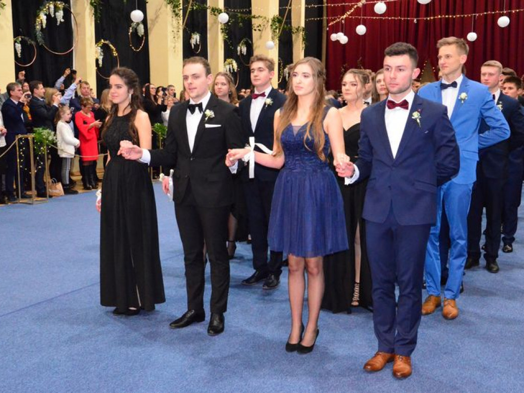 Studniówka w szkole Pijarskiej