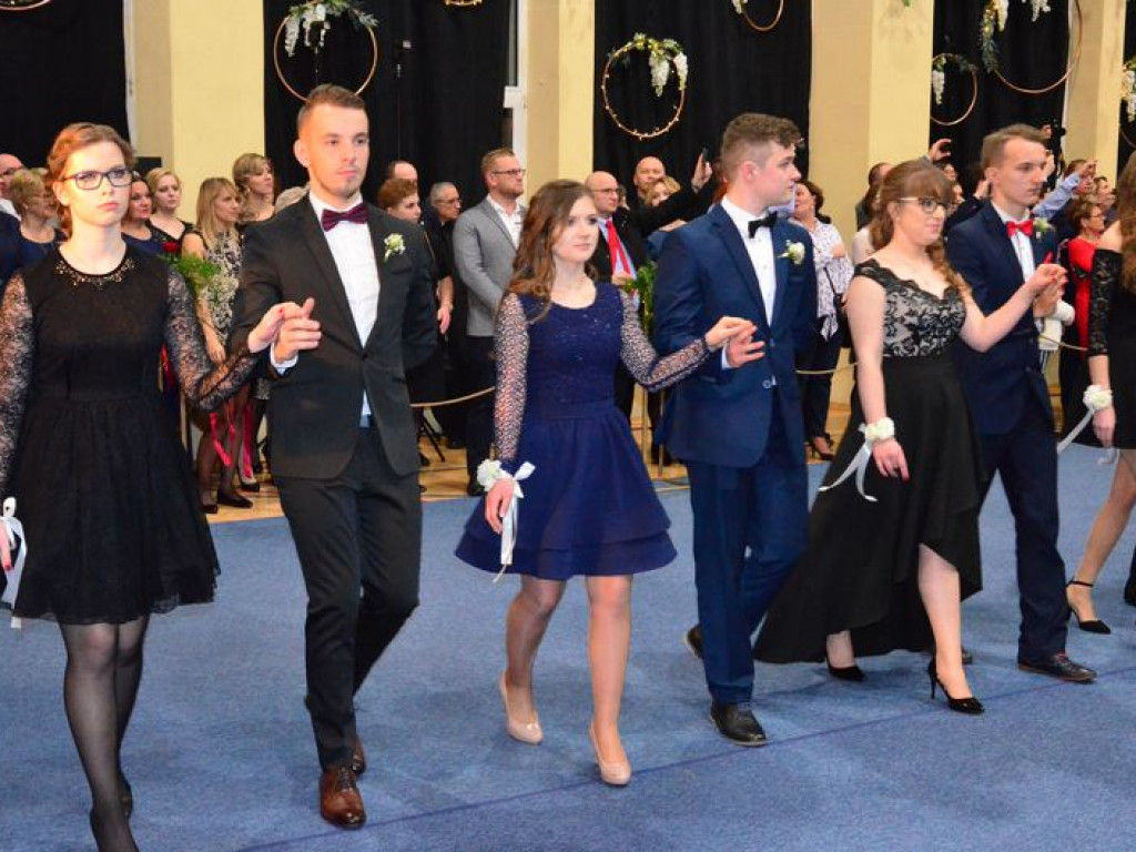Studniówka w szkole Pijarskiej