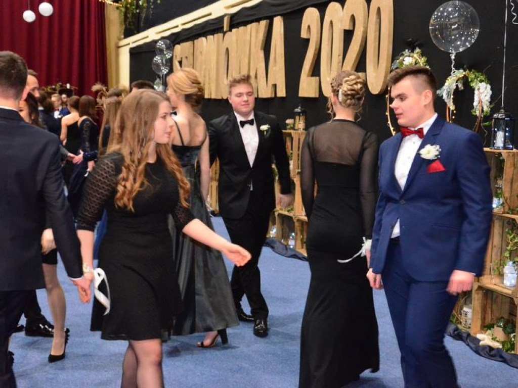 Studniówka w szkole Pijarskiej