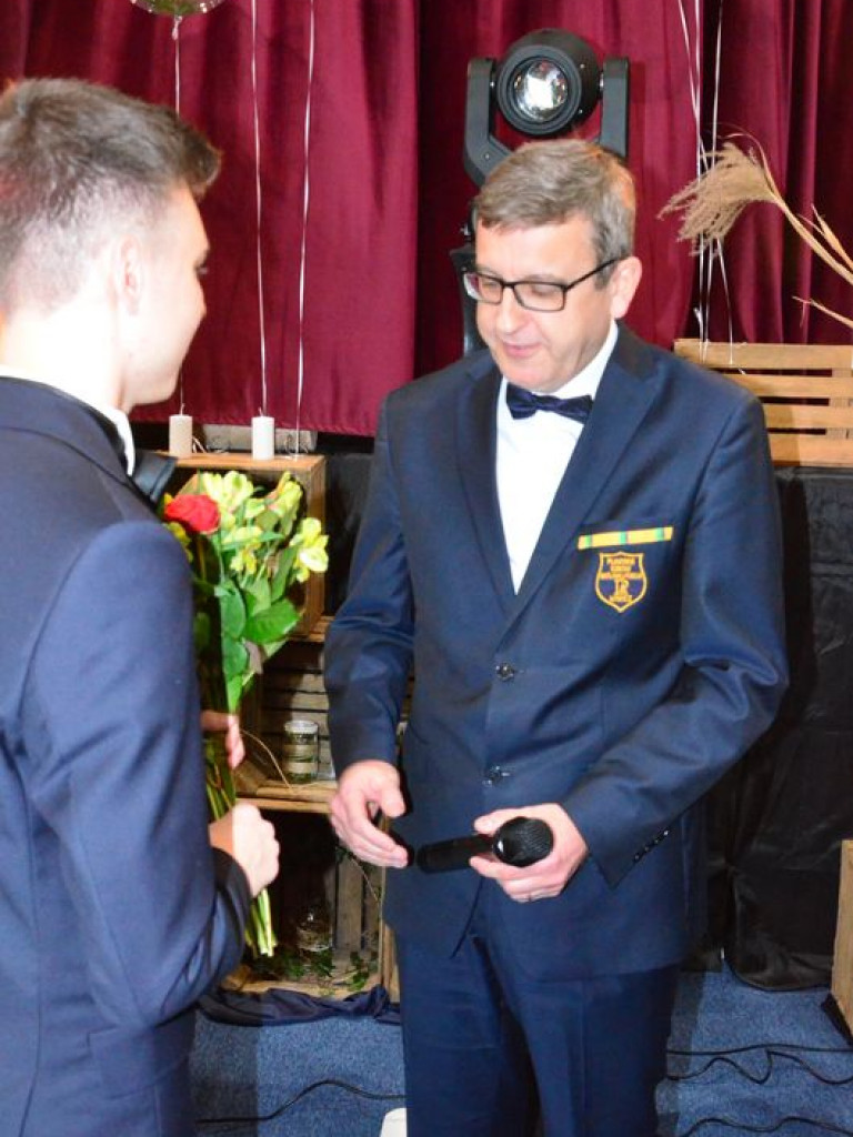 Studniówka w szkole Pijarskiej