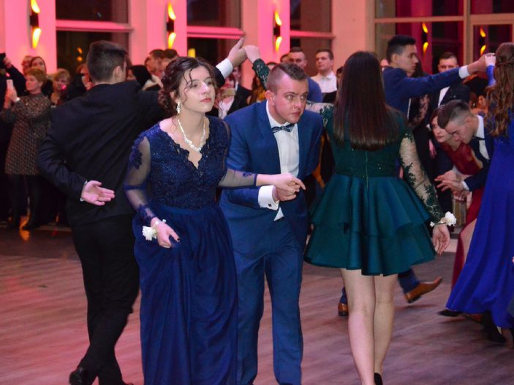 W Mediolanie bawią się maturzyści z 