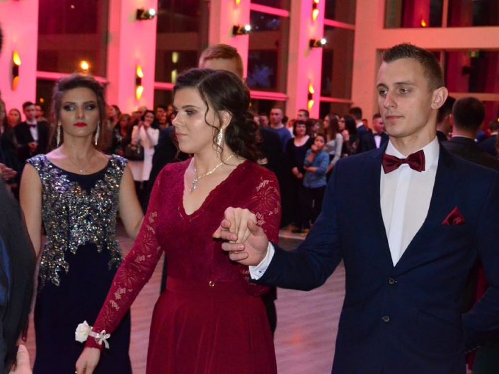 W Mediolanie bawią się maturzyści z 