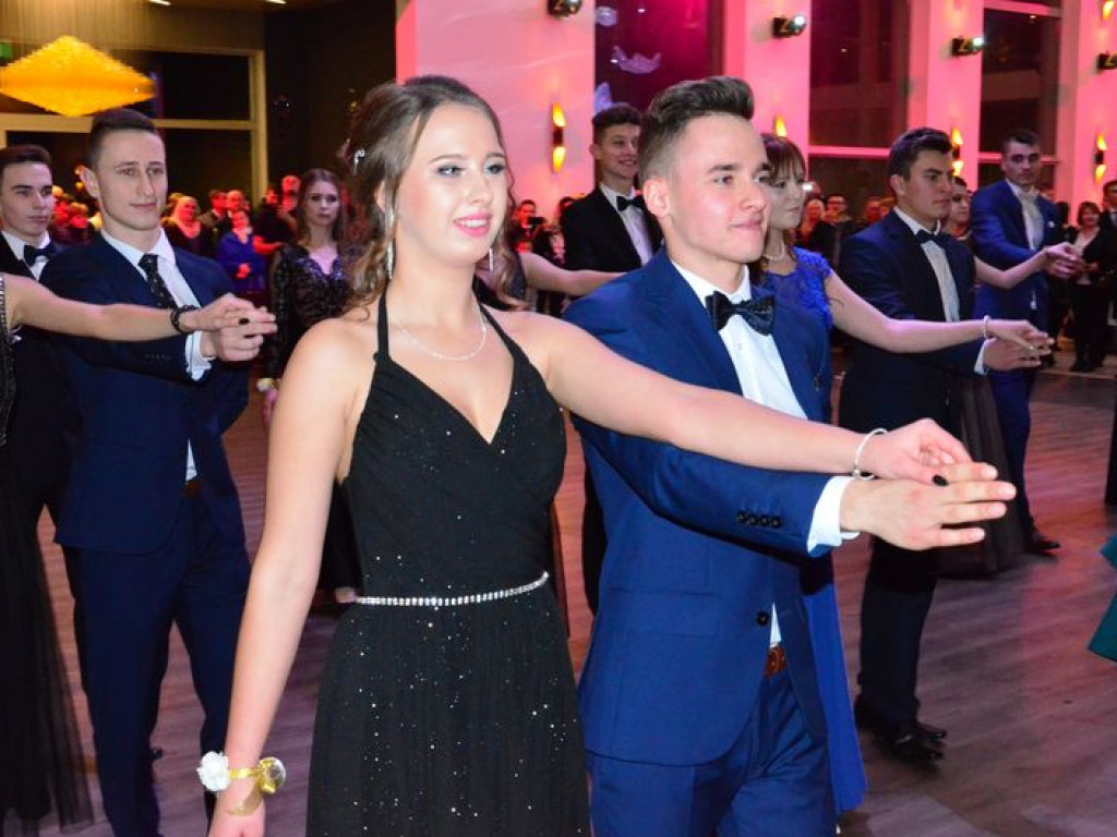 W Mediolanie bawią się maturzyści z 