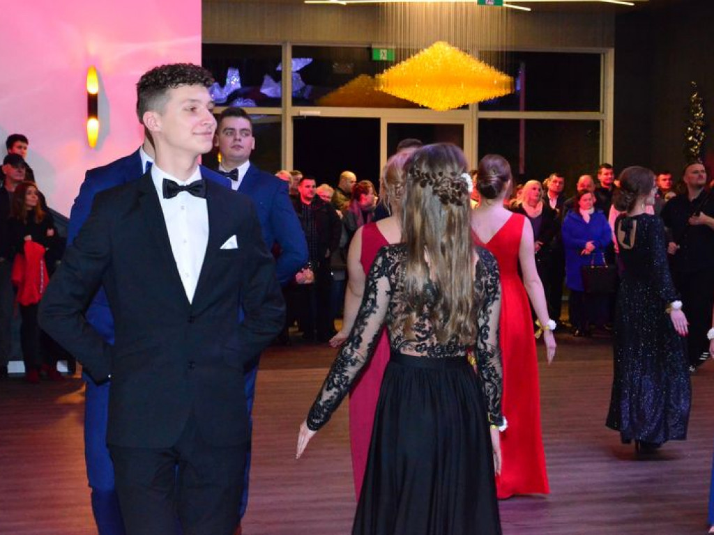 W Mediolanie bawią się maturzyści z 