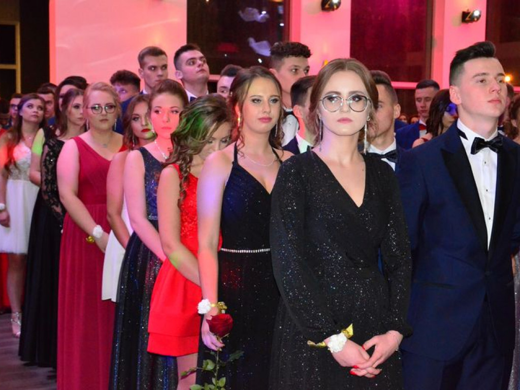 W Mediolanie bawią się maturzyści z 