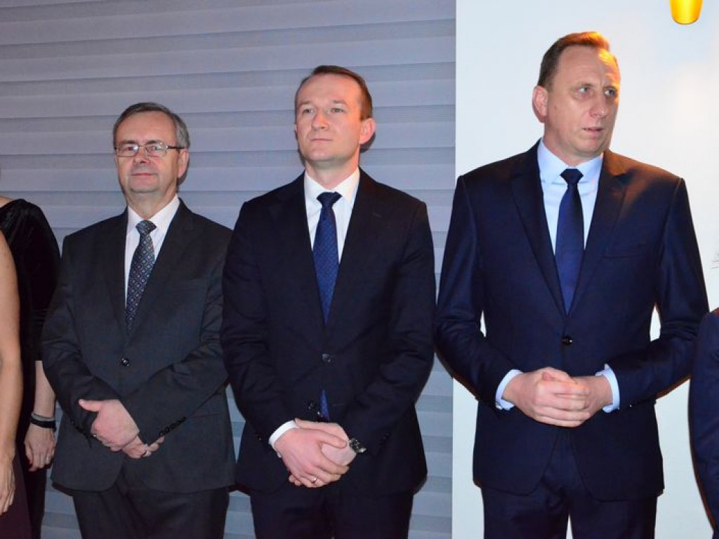 W Mediolanie bawią się maturzyści z 