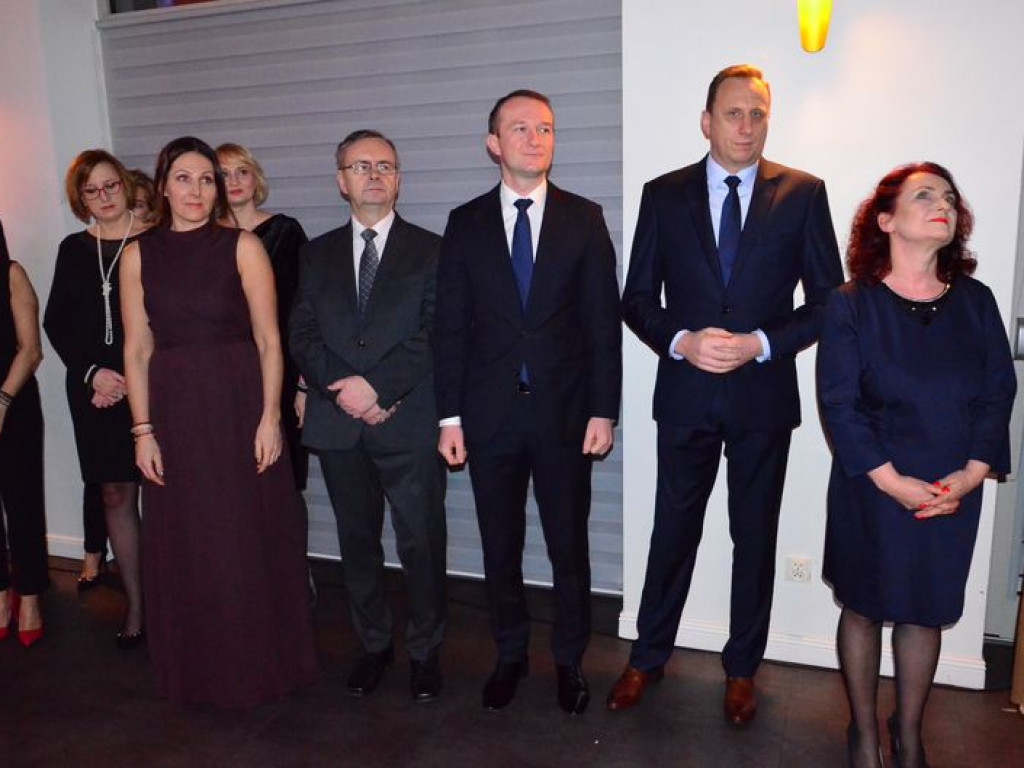 W Mediolanie bawią się maturzyści z 