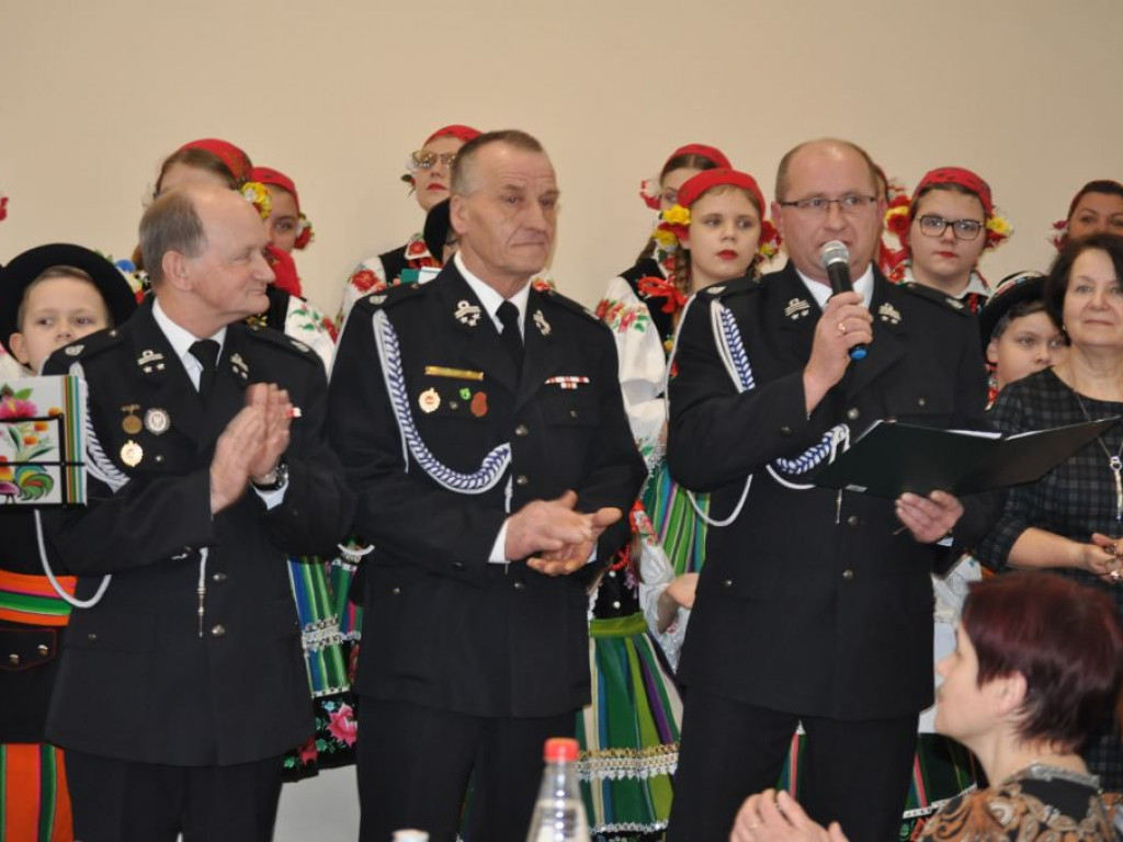 Spotkanie noworoczne strażaków z gospodyniami w Kiernozi