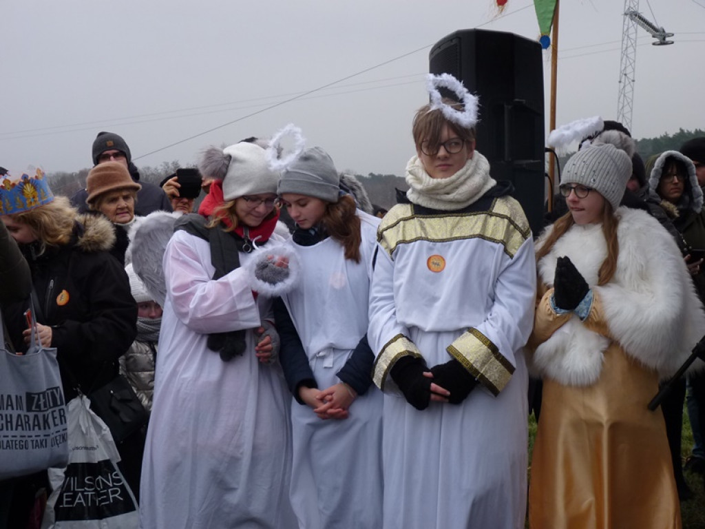 Królewski korowód na ulicach Głowna