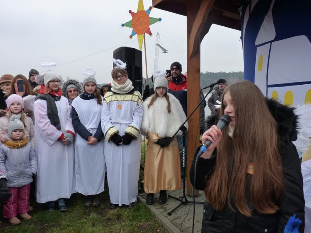 Królewski korowód na ulicach Głowna