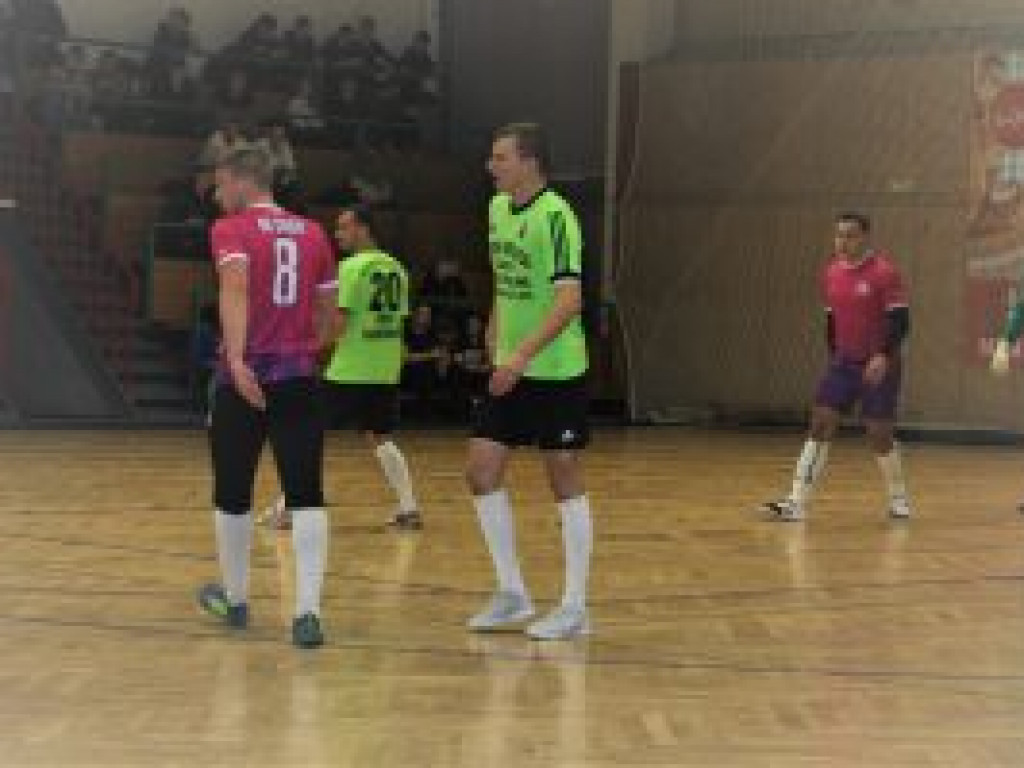 Bez niespodzianek po 8. kolejce w Kia Open I lidze