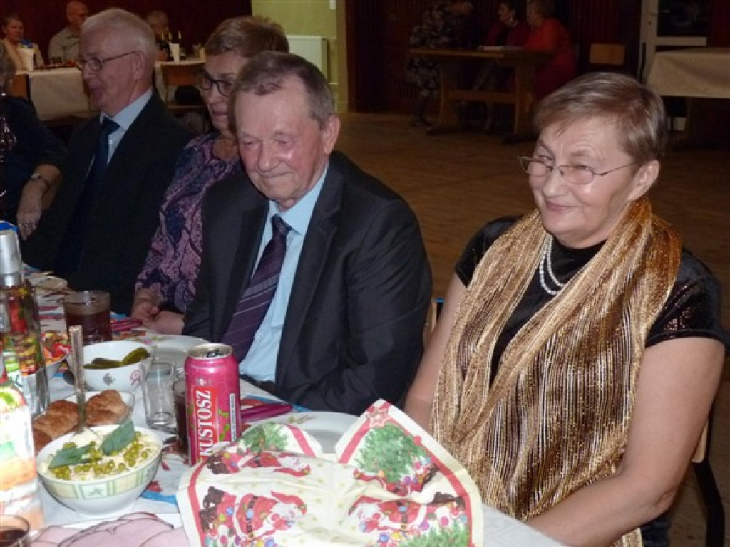 Spotkanie opłatkowe u emerytów w Głownie - zdjęcia