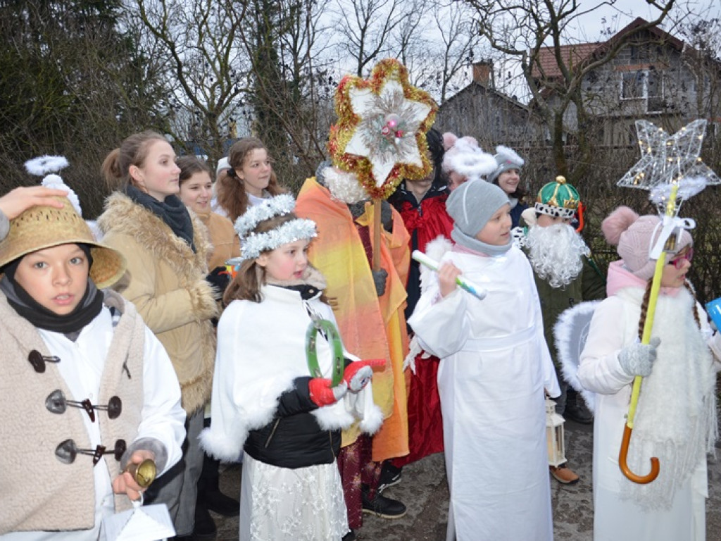 Kolędnicy przeszli przez Popów