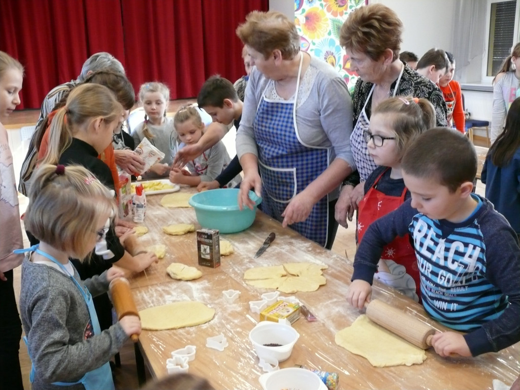 Kulinarne spotkanie pokoleń w domaniewickim GOK-u