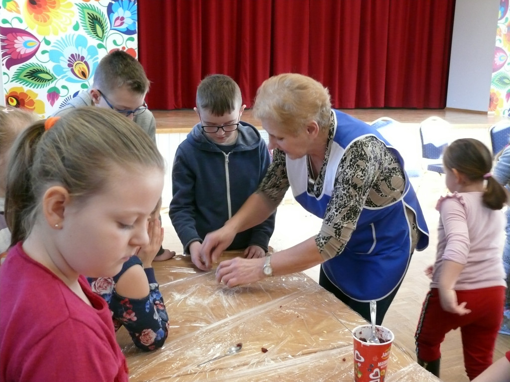 Kulinarne spotkanie pokoleń w domaniewickim GOK-u