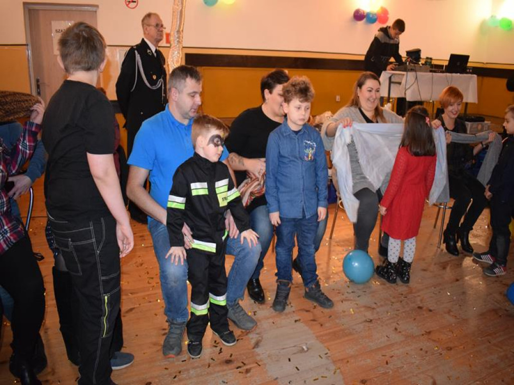 Choinka w strażnicy OSP w Parmie