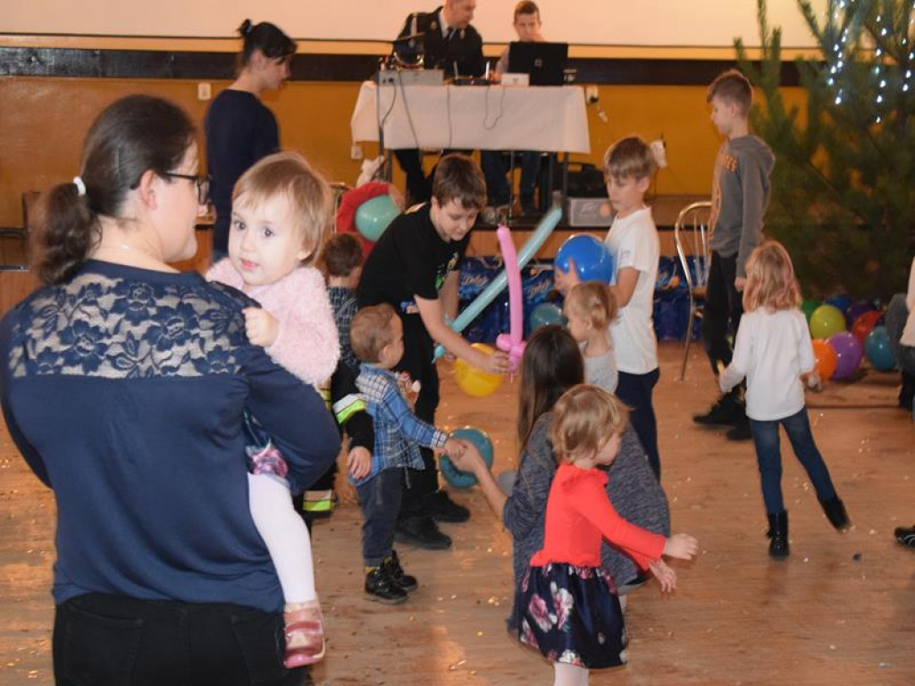Choinka w strażnicy OSP w Parmie