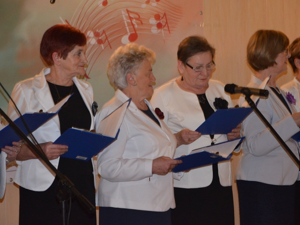 Festiwal Zespołów Śpiewaczych w Jeziorku [zdjęcia]