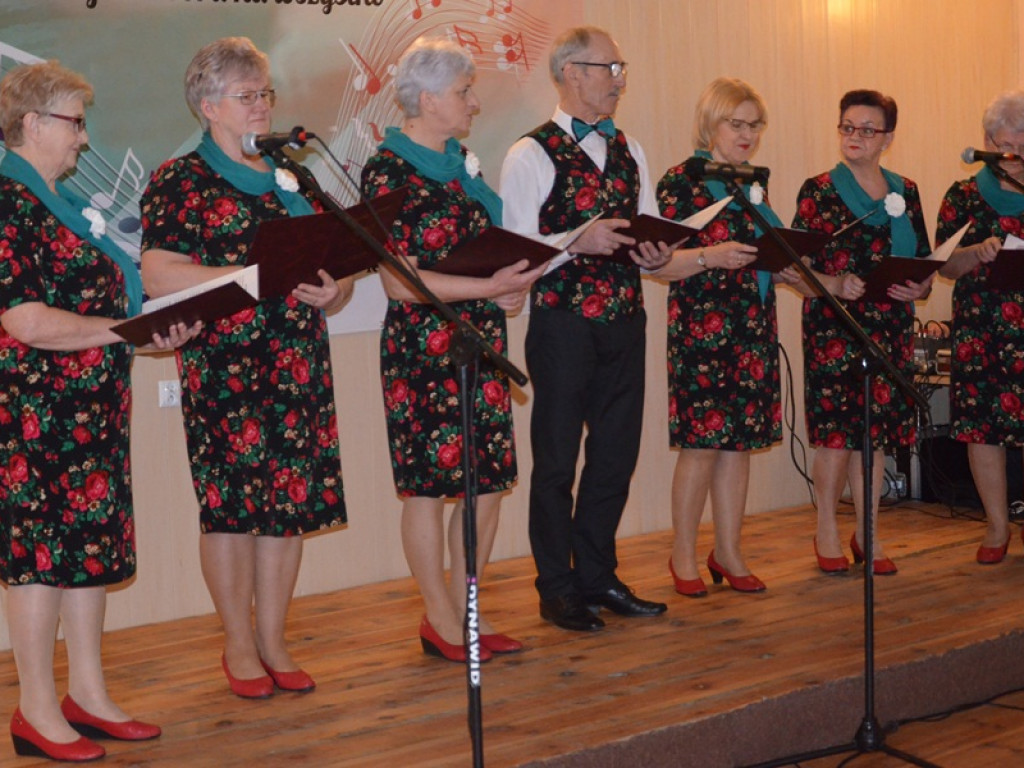 Festiwal Zespołów Śpiewaczych w Jeziorku [zdjęcia]