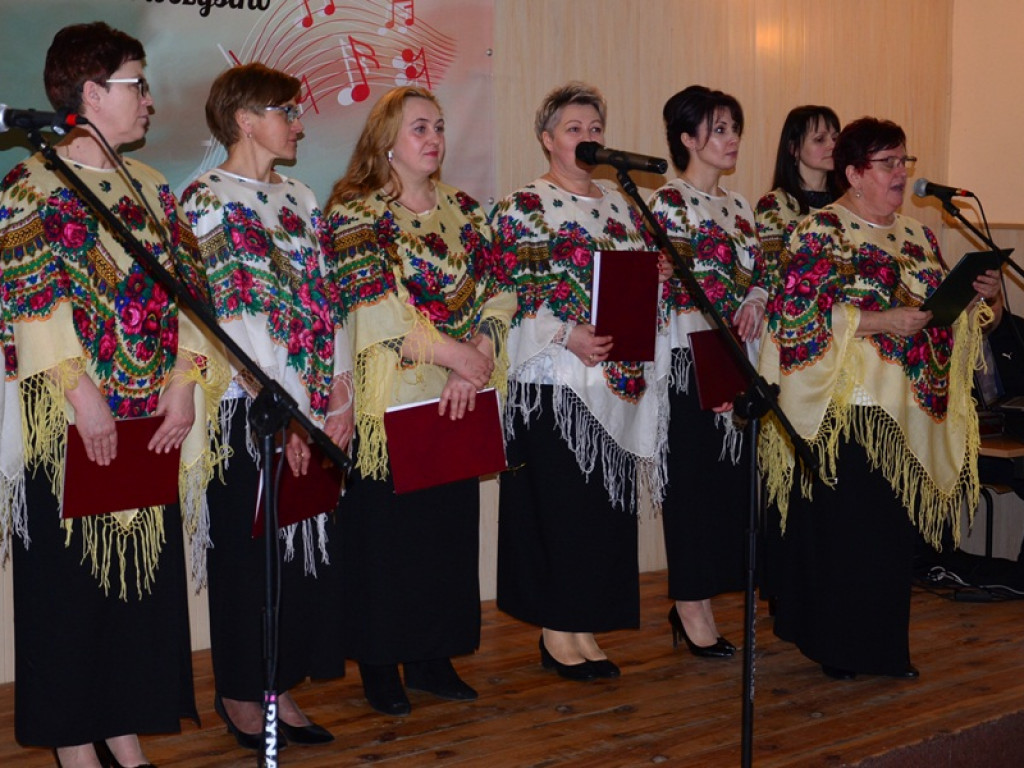 Festiwal Zespołów Śpiewaczych w Jeziorku [zdjęcia]