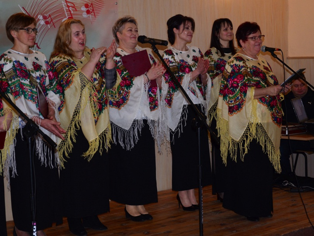 Festiwal Zespołów Śpiewaczych w Jeziorku [zdjęcia]