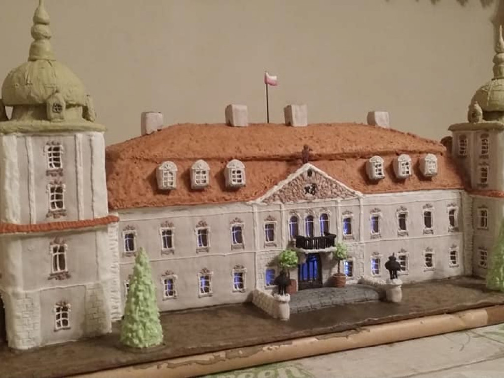Pani Jadwiga stworzyła piernikową replikę Pałacu w Nieborowie