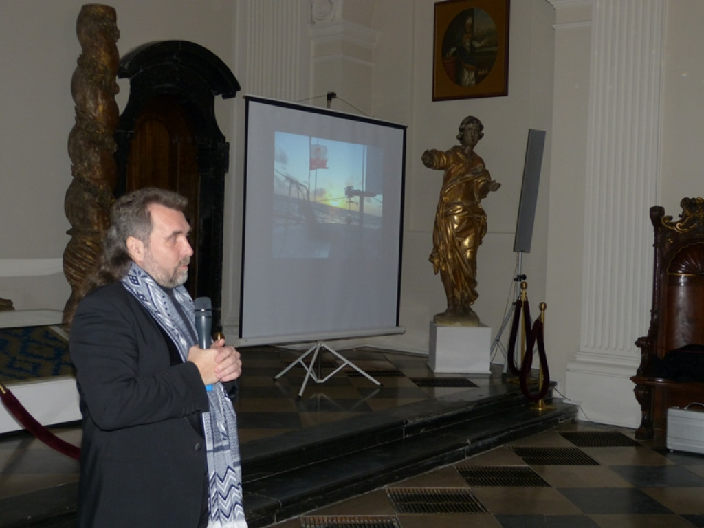 Łowicki podróżnik na spotkaniu z młodzieżą