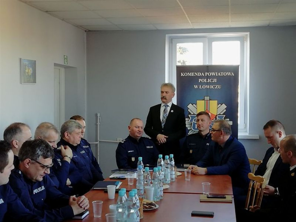 Policjanci i strażacy w Łowicza podsumowali 2019 rok