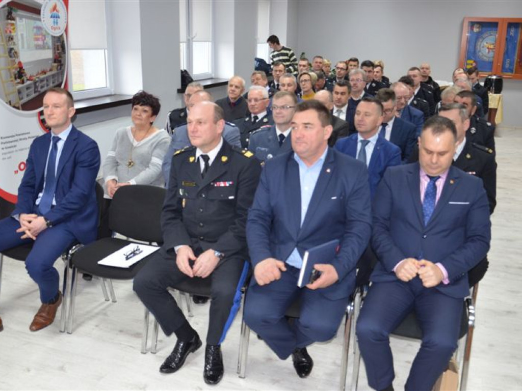 Policjanci i strażacy w Łowicza podsumowali 2019 rok