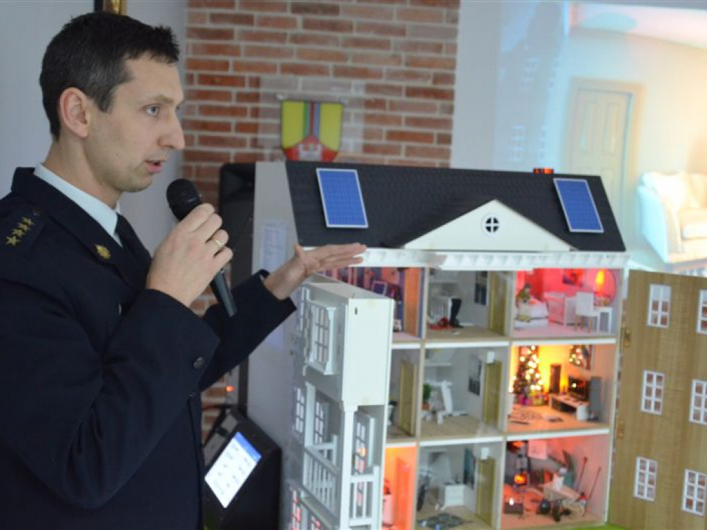 Policjanci i strażacy w Łowicza podsumowali 2019 rok