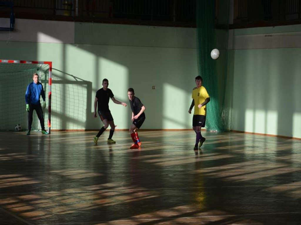 Strażacy dla strażaka - charytatywny turniej futsalu w Domaniewicach