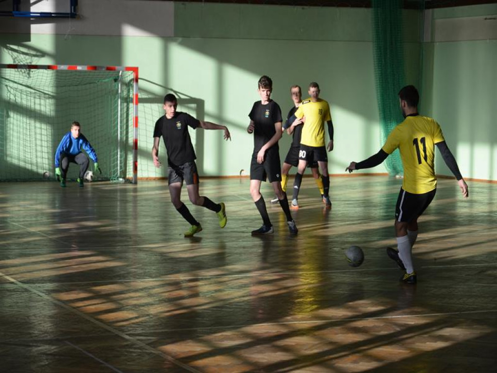 Strażacy dla strażaka - charytatywny turniej futsalu w Domaniewicach
