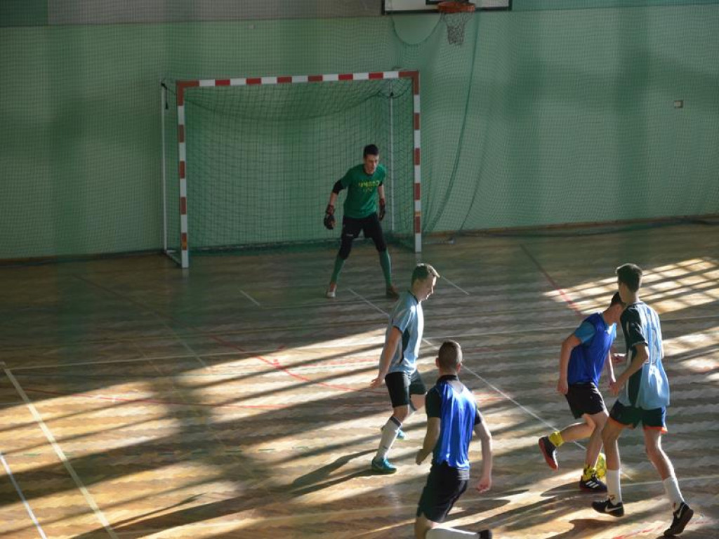 Strażacy dla strażaka - charytatywny turniej futsalu w Domaniewicach