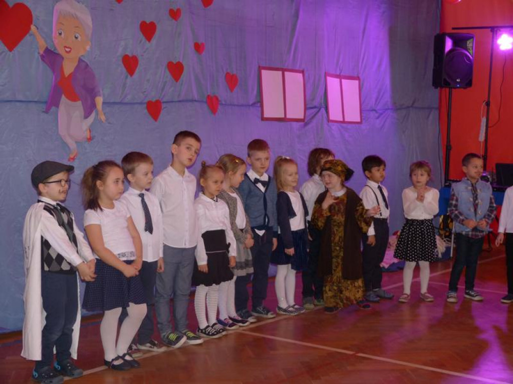 Bardzo was kochamy i życzenia wnet składamy!