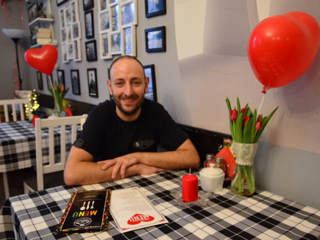 Restauratorzy: Ludzie oszaleli z miłości!