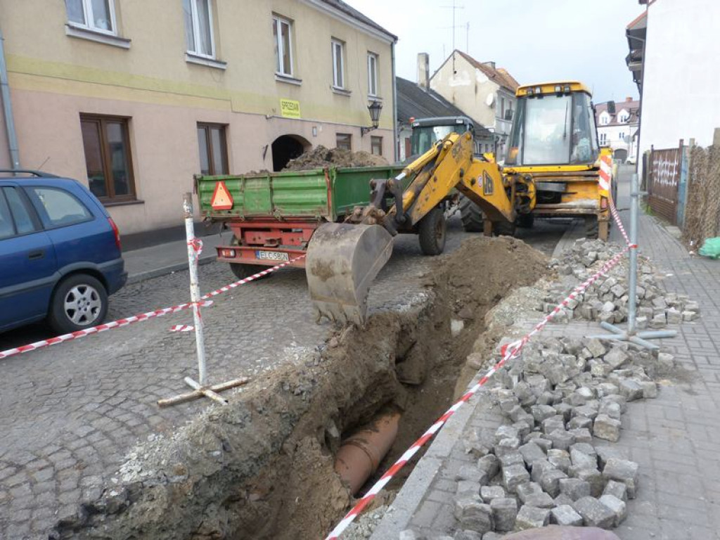 Bielawska nieprzejezdna z powodu usuwania awarii [aktualizacja]