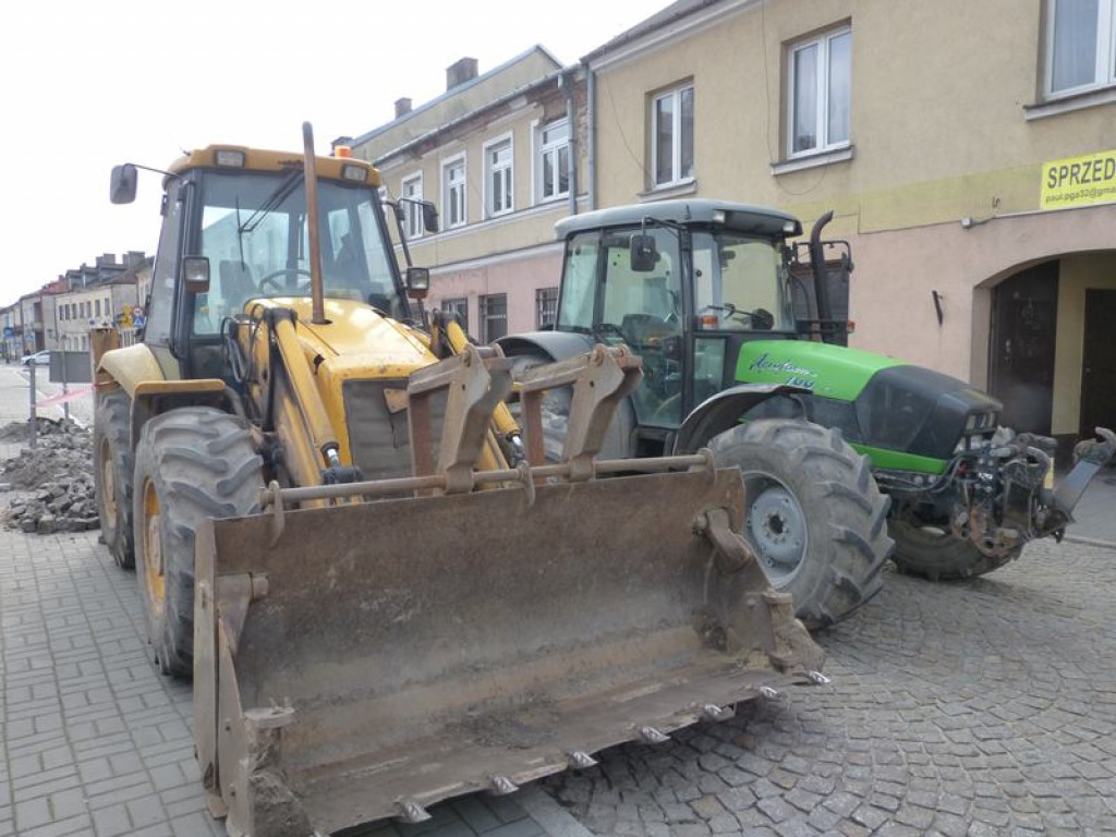 Bielawska nieprzejezdna z powodu usuwania awarii [aktualizacja]